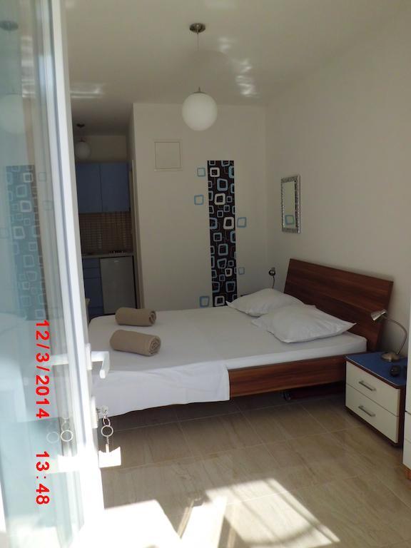 Apartments Viskovic Makarska Kamer foto